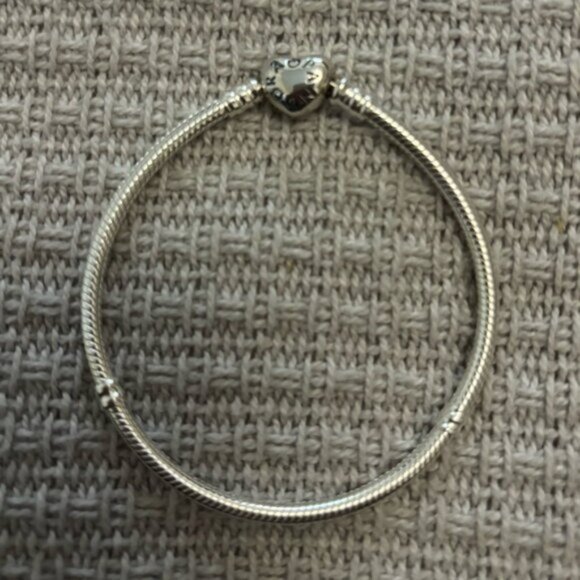 Pandora Bracelet - Picture 2 of 7